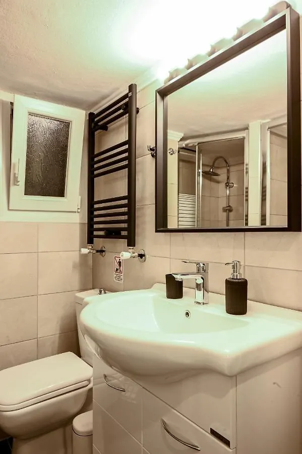 Thessaloniki Center Deluxe Apartment