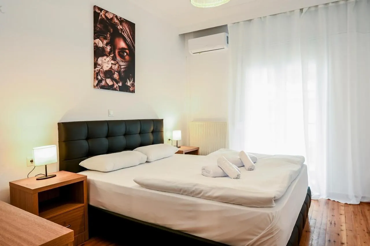 Thessaloniki Center Deluxe Apartment