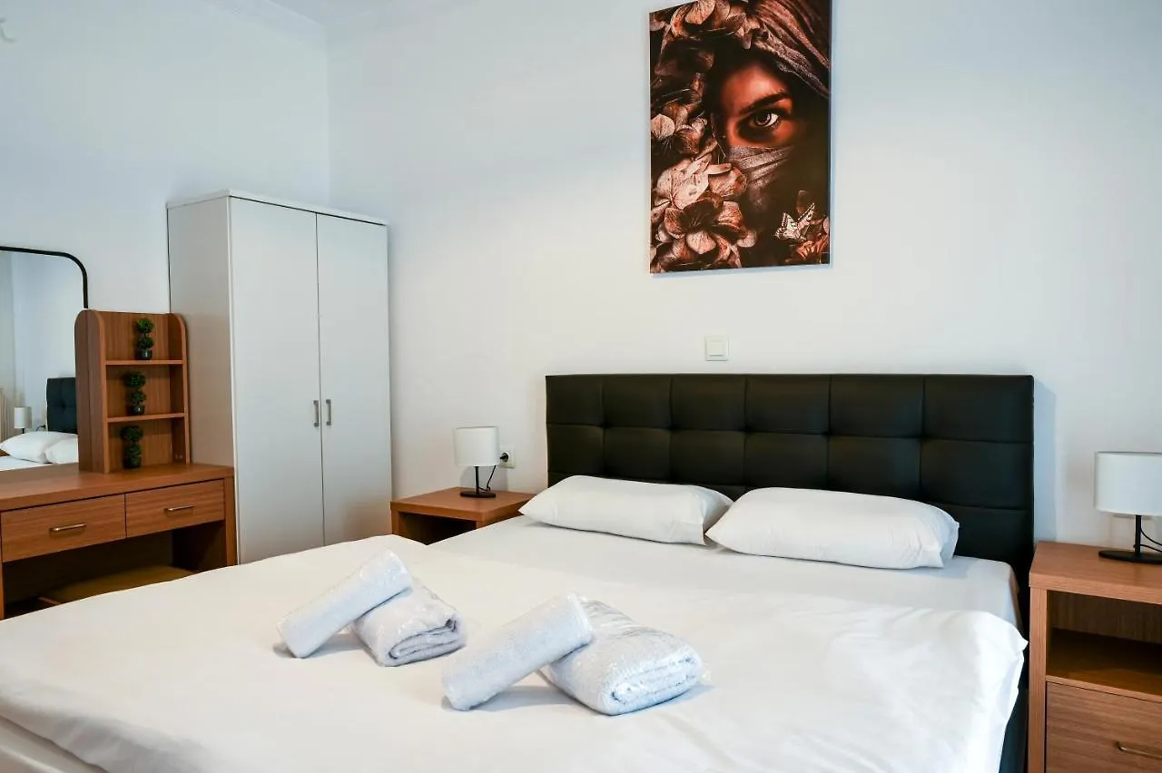 Thessaloniki Center Deluxe Apartment